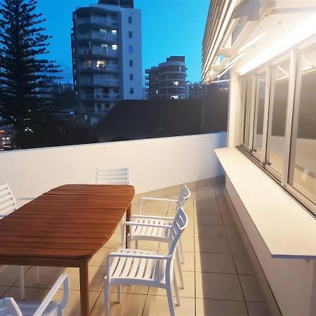 Boutique Beach Pad / Surfers Paradise Gold Coast Eksteriør billede