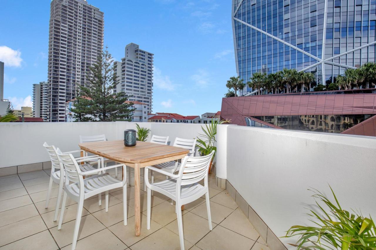 Boutique Beach Pad / Surfers Paradise Gold Coast Eksteriør billede